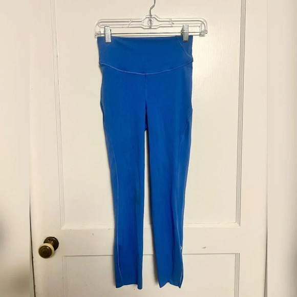 Lululemon Base Pace High-Rise Crop Blue Leggings Size 4 - Picture 1 of 4